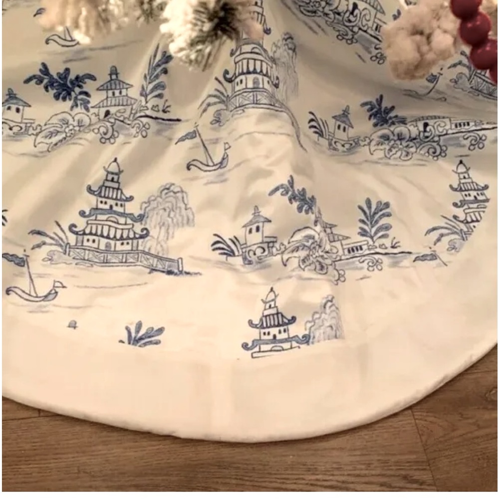 Elegant Blue and White Grandmillenial Holiday Tree Skirt